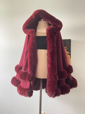 SOLD: Lux Faux-Fur Trim Hooded Cape - Burgundy